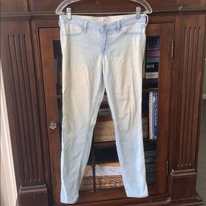 Hollister light wash skinny jeans